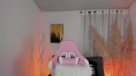 hanna online show from July 7, 7:23 am