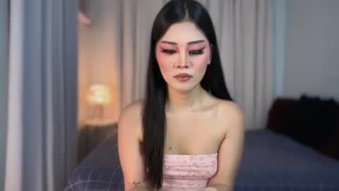 hannah_smith20 online show from May 15, 6:11 am
