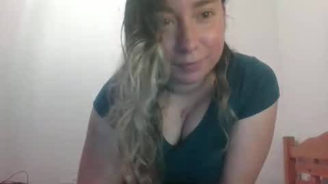 hannahevans2 online show from November 8, 12:24 am