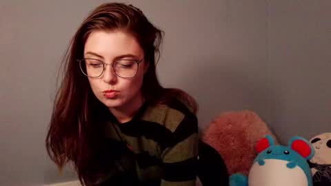 Hannah Heart online show from April 24, 3:30 am