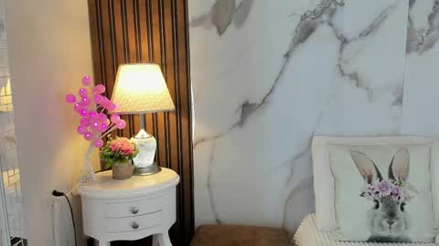 Hannahill69 online show from February 13, 4:54 am