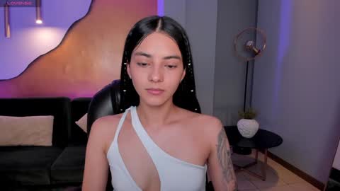 HANNAH J online show from January 21, 7:28 pm