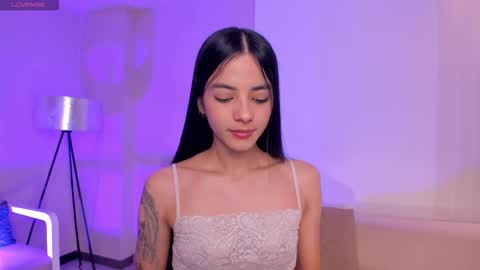 HANNAH J online show from September 14, 6:42 pm