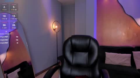 HANNAH J online show from February 19, 10:20 pm