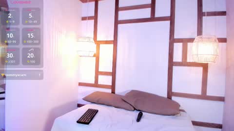 hannahmonttgomery  Help me reach 100 Hands up online show from October 15, 4:41 pm