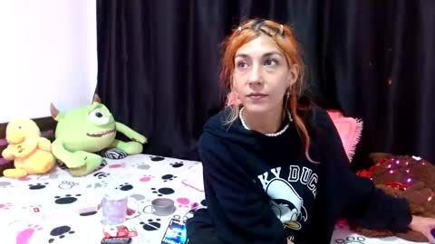 hannaqueen23 online show from September 29, 4:22 am