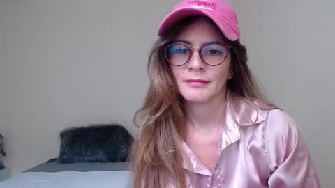 hanny_333 online show from January 9, 12:19 pm