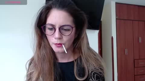 hanny_333 online show from December 21, 9:15 pm