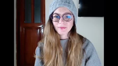 hanny_333 online show from January 21, 9:35 am