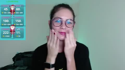 hanny_333 online show from December 26, 8:28 am