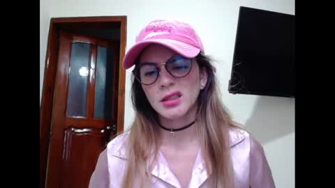 hanny_333 online show from January 26, 11:39 am