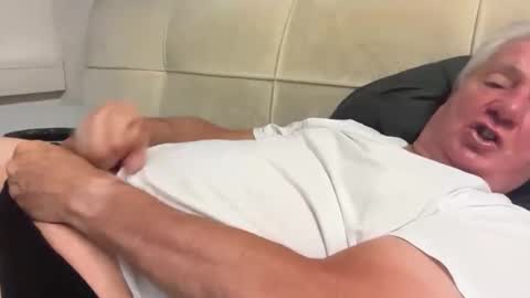 hans66760 online show from September 30, 9:14 pm