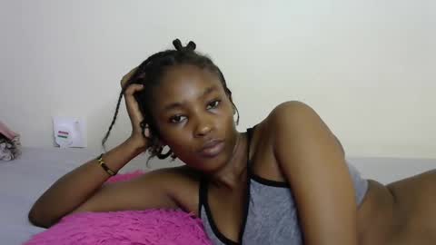 Snapshot of happy_alwayz chatting on March 3, 8:21 pm happy_alwayz online show from March 3, 8:21 pm