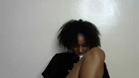 Snapshot of happy_alwayz chatting on February 27, 2:21 pm happy_alwayz online show from February 27, 2:21 pm