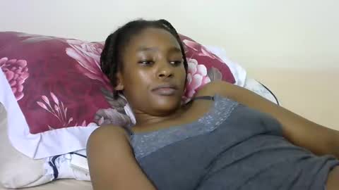 Snapshot of happy_alwayz chatting on March 8, 12:44 am happy_alwayz online show from March 8, 12:44 am