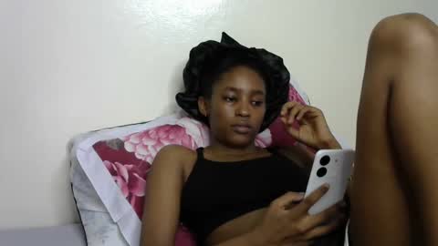 Snapshot of happy_alwayz chatting on March 10, 11:23 am happy_alwayz online show from March 10, 11:23 am