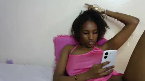Snapshot of happy_alwayz chatting on February 27, 6:46 am happy_alwayz online show from February 27, 6:46 am
