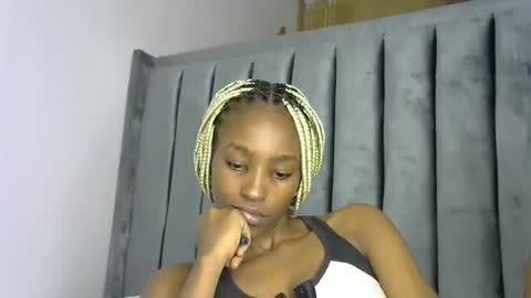 Snapshot of happy_alwayz chatting on September 15, 11:22 am happy_alwayz online show from September 15, 11:22 am