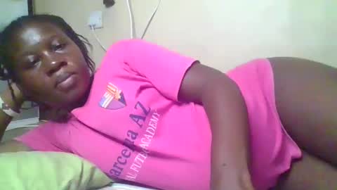 happy_dimple online show from December 3, 8:53 pm