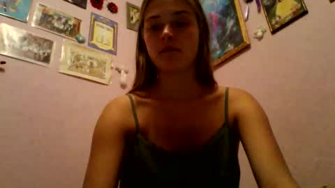 happyemily  online show from November 2, 7:58 pm