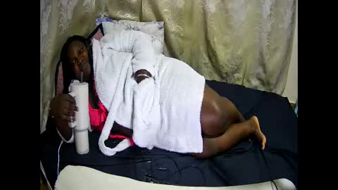 happysonia online show from April 13, 10:36 pm