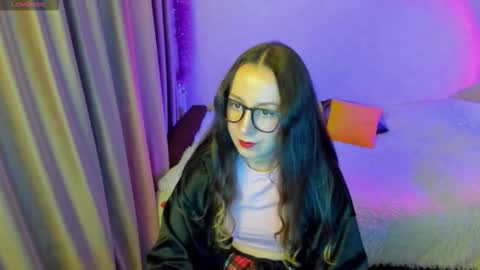 Stephanie online show from October 1, 10:30 pm