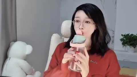 Daisy online show from March 7, 2:56 pm