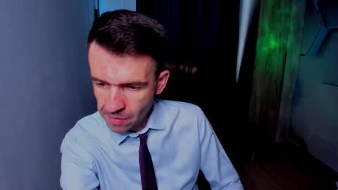 Steve online show from November 11, 11:34 am