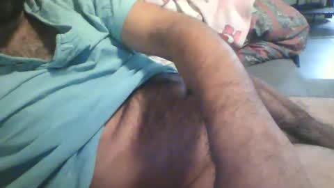 hard_cock_32 online show from April 14, 8:23 pm
