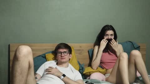 Emily and David online show from February 26, 5:03 am