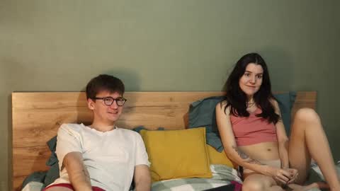 Emily and David online show from February 7, 4:48 am