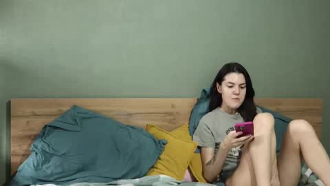 Emily and David online show from March 5, 4:34 am