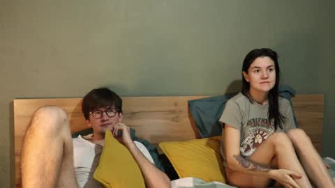 Emily and David online show from January 6, 5:19 am