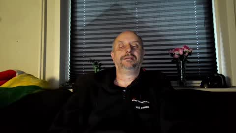 MrLazy online show from June 8, 6:09 pm