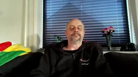 MrLazy online show from June 9, 6:18 pm