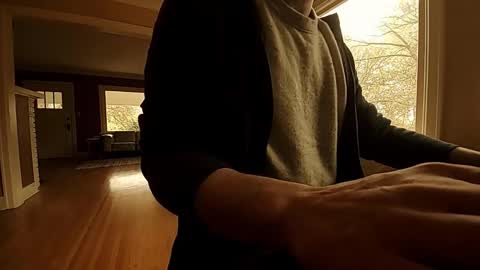 Tom online show from November 4, 9:49 pm