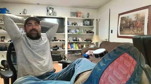 Snapshot of hardworkertn chatting on February 24, 2:51 am hardworkertn online show from February 24, 2:51 am