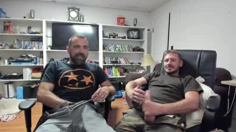 Snapshot of hardworkertn chatting on September 18, 2:15 am hardworkertn online show from September 18, 2:15 am