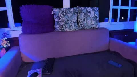 Harimoon online show from October 19, 3:33 am