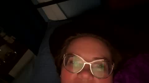 Fiiona online show from April 14, 8:06 am