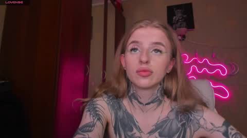 Julia online show from January 18, 7:59 am