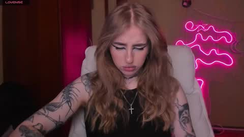 Julia online show from March 6, 5:24 am