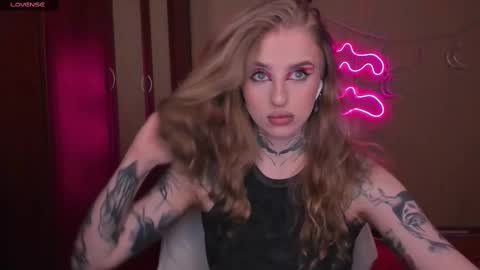 Julia online show from February 9, 5:40 am