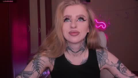 Julia online show from December 26, 4:53 am