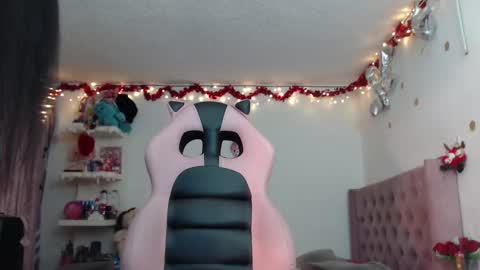 Snapshot of harmonie_brown chatting on March 11, 7:35 am ig harmonie browns online show from March 11, 7:35 am