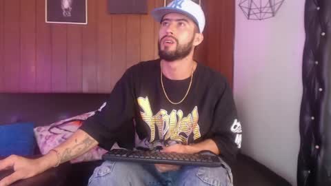 harold_999 online show from April 24, 4:14 am