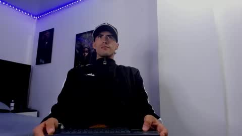 harold_999 online show from November 1, 2:56 am