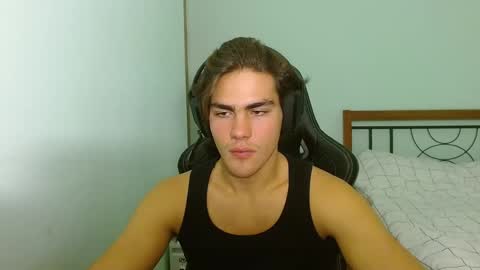 harryking1 online show from October 14, 10:46 pm