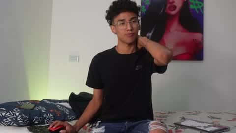 HARRY online show from December 20, 1:22 pm