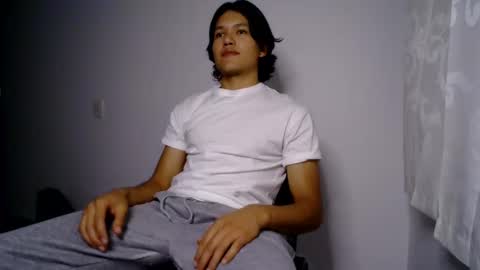 Haru online show from December 16, 2:57 am